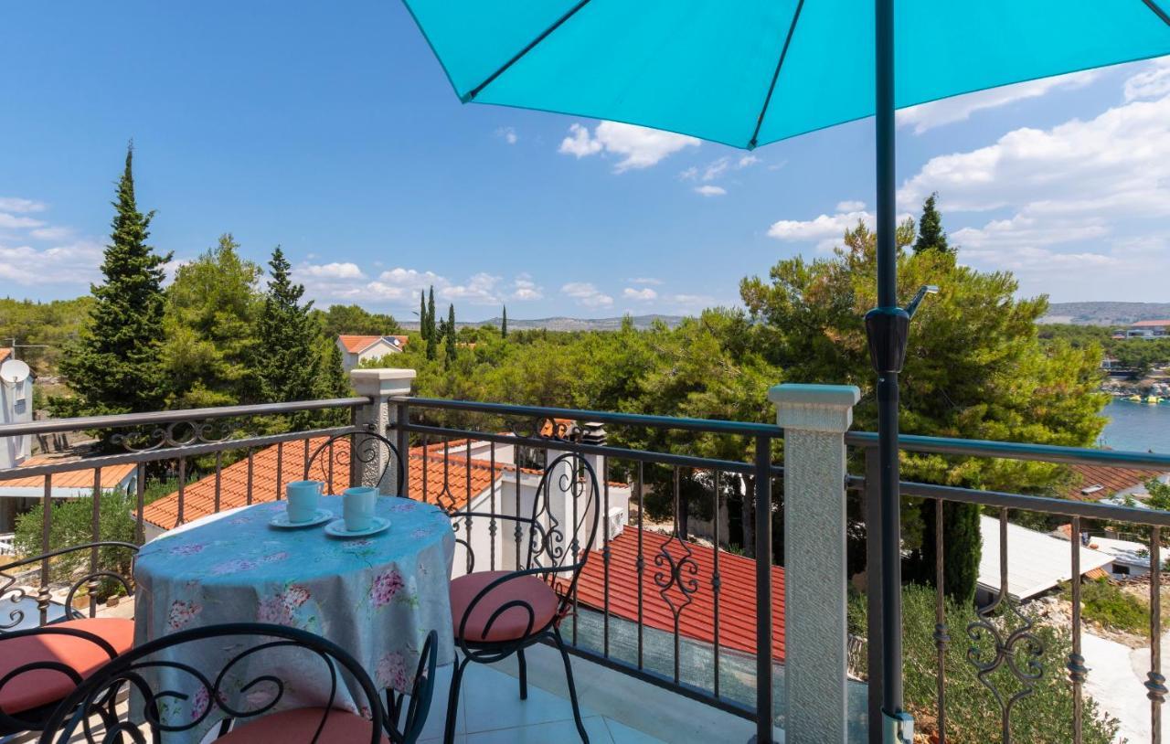 Apartments Listes ميلنا المظهر الخارجي الصورة