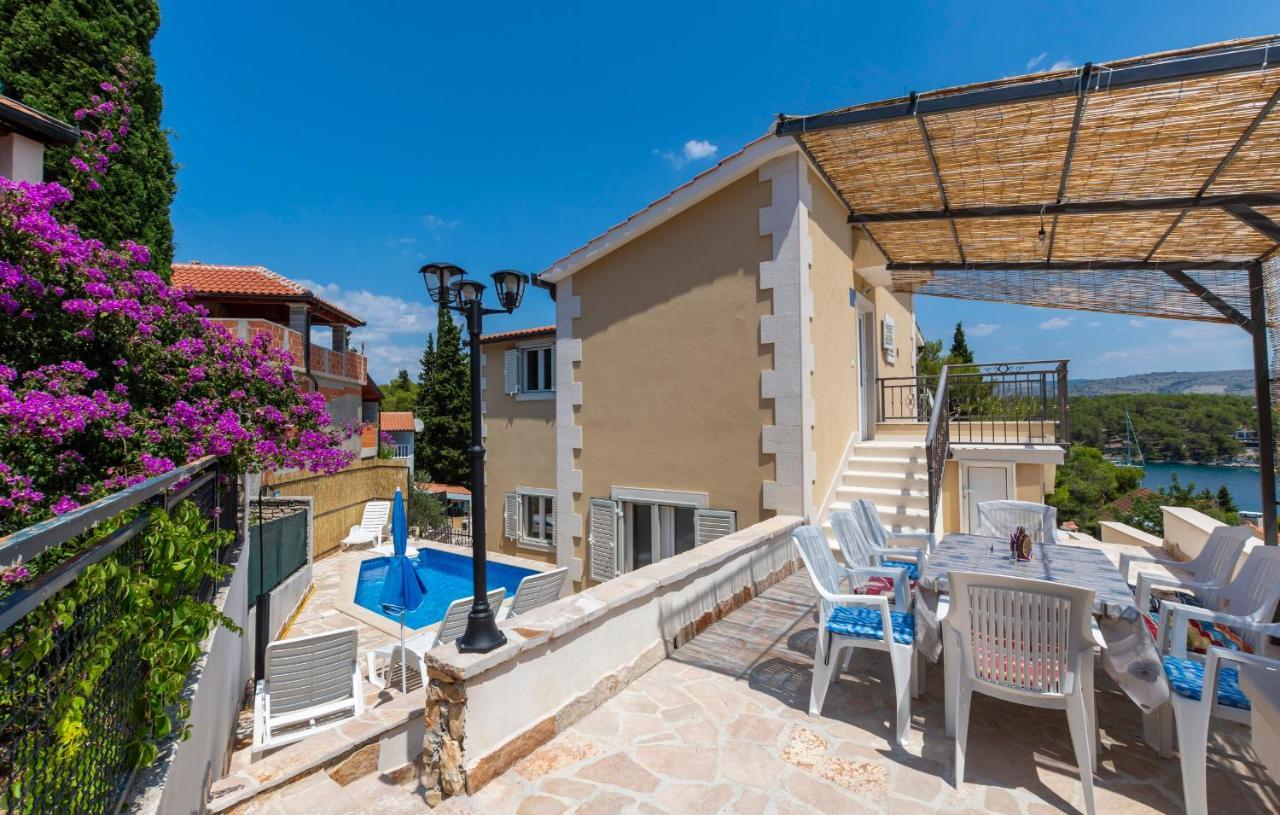 Apartments Listes ميلنا المظهر الخارجي الصورة